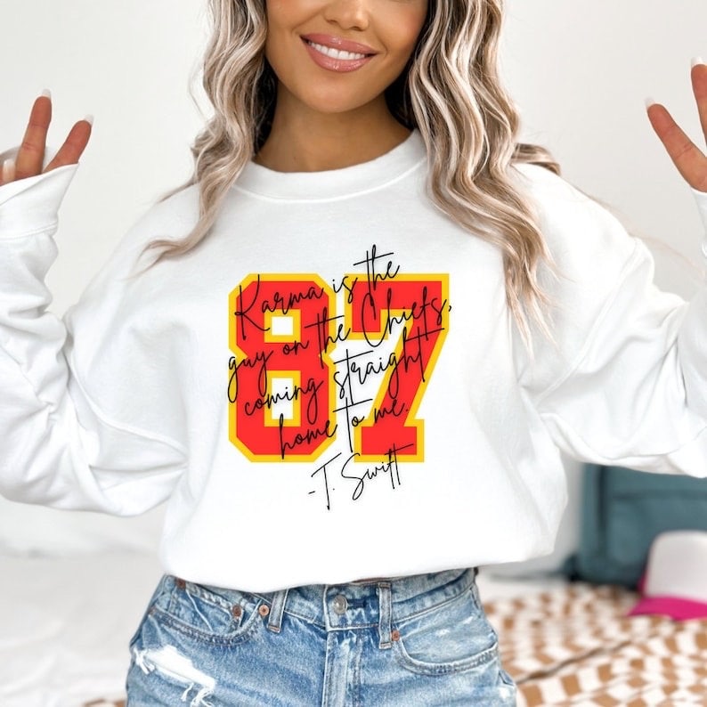 87 Design, trendy sweatshirt, Travis, football design